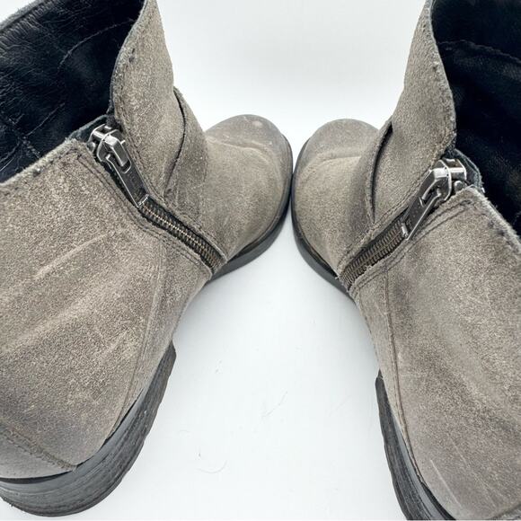 Born Maris Buckle Distressed Ankle Boots Grey Leather Size 9 Office Minimalist - Picture 8 of 11